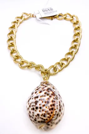 1960s Cowrie Shell 1970s Necklace | Made In The Deep South