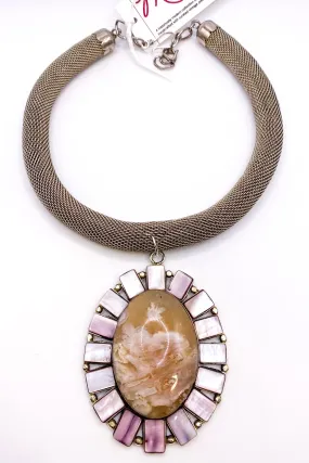 1970s Agate & Shell 1960s Necklace | Made In The Deep South