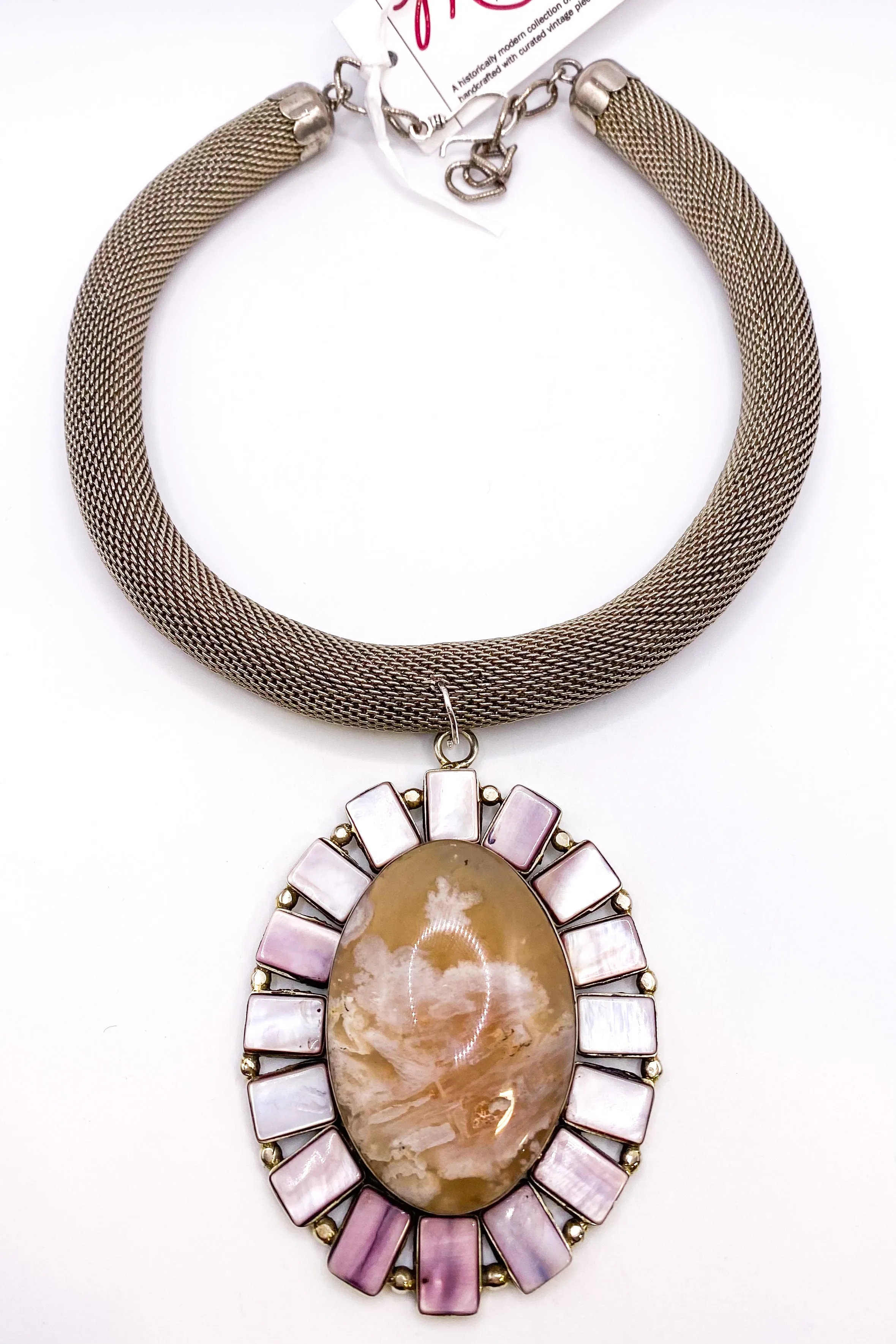 1970s Agate & Shell 1960s Necklace | Made In The Deep South