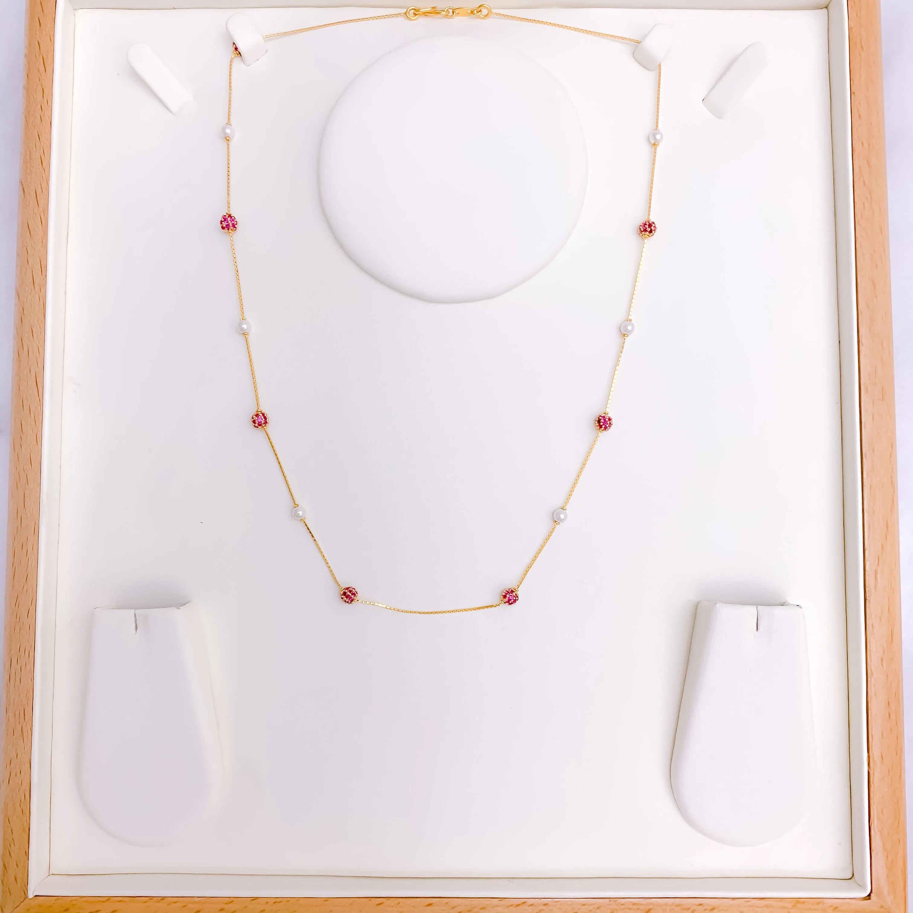 Alternating Red CZ   Pearl Necklace