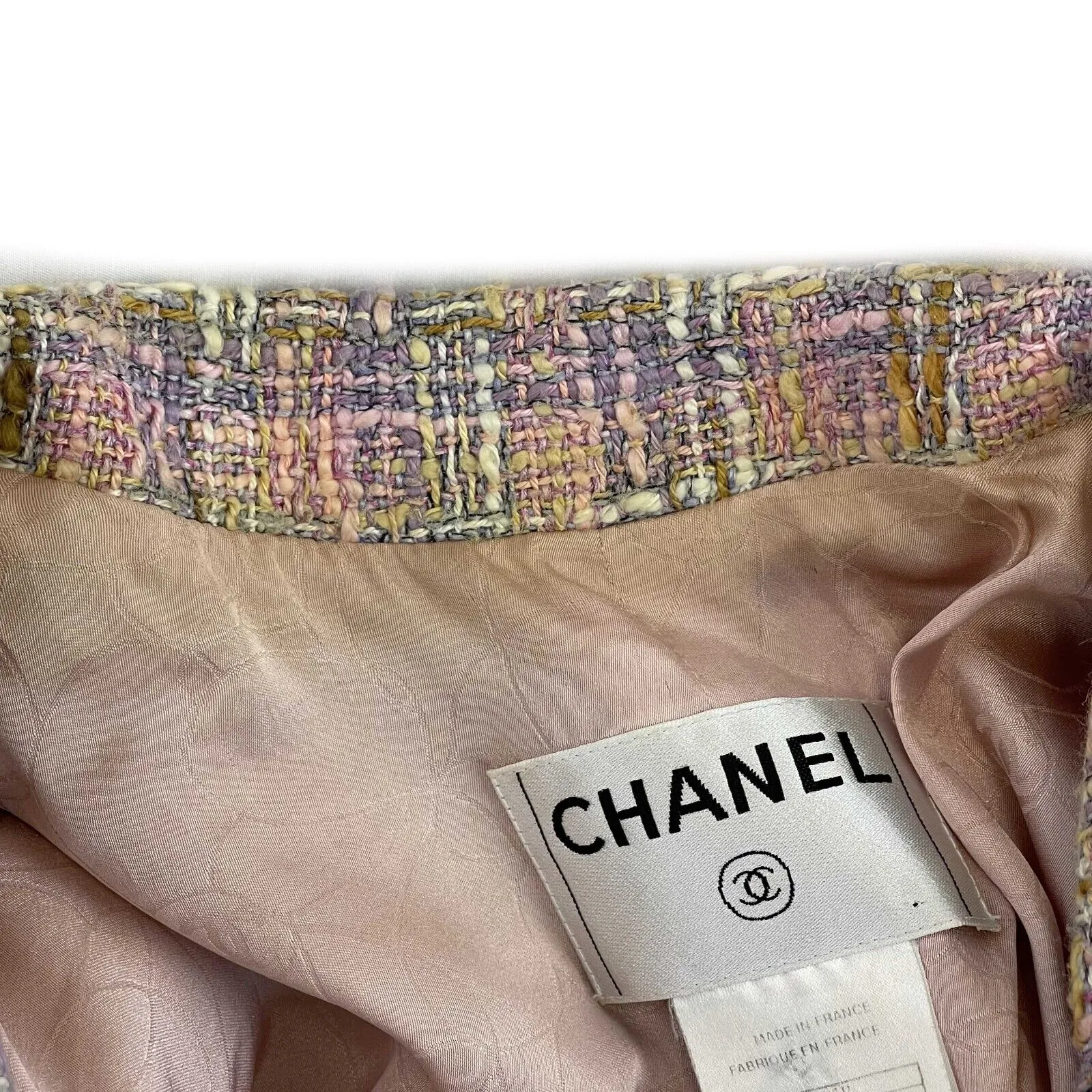 Chanel Spring 05 Tweed Trim Fringe CC Buttons 46 US 14 Pink Plaid Jacket Blazer