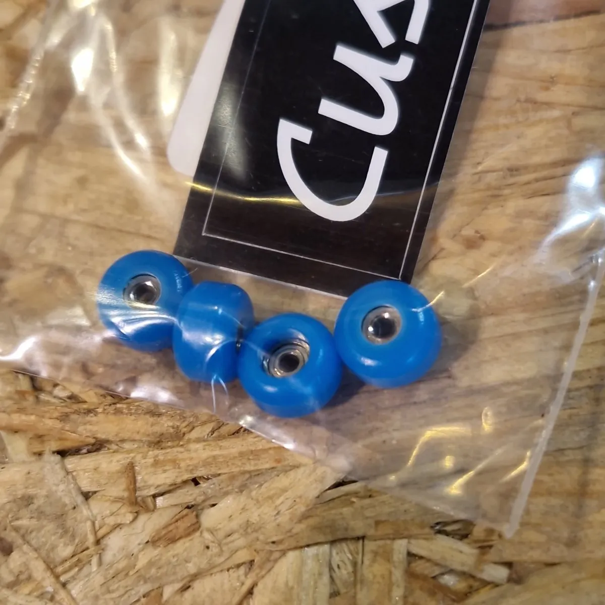 Custom Fingerboard Wheels sky blue