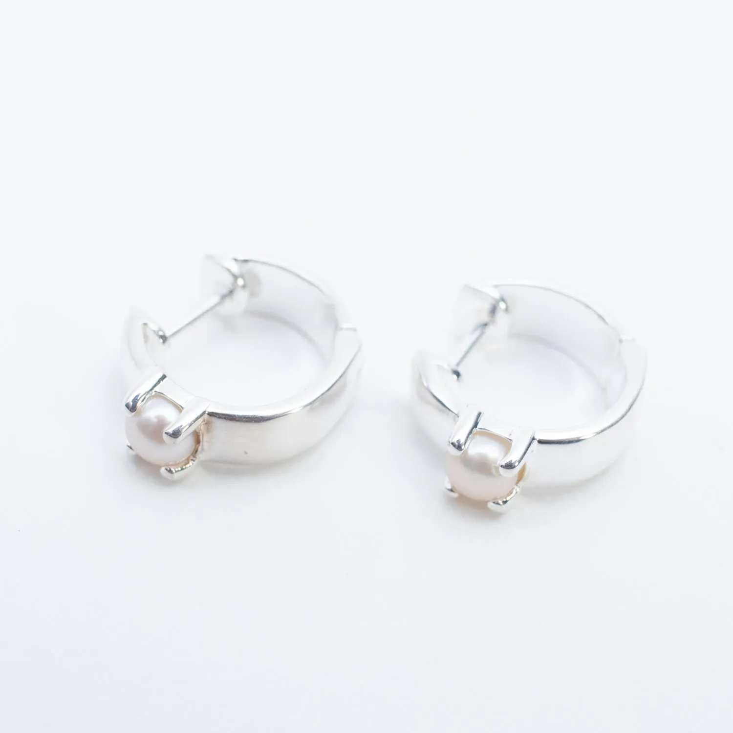 Silver Claw Set Pearl Hoops